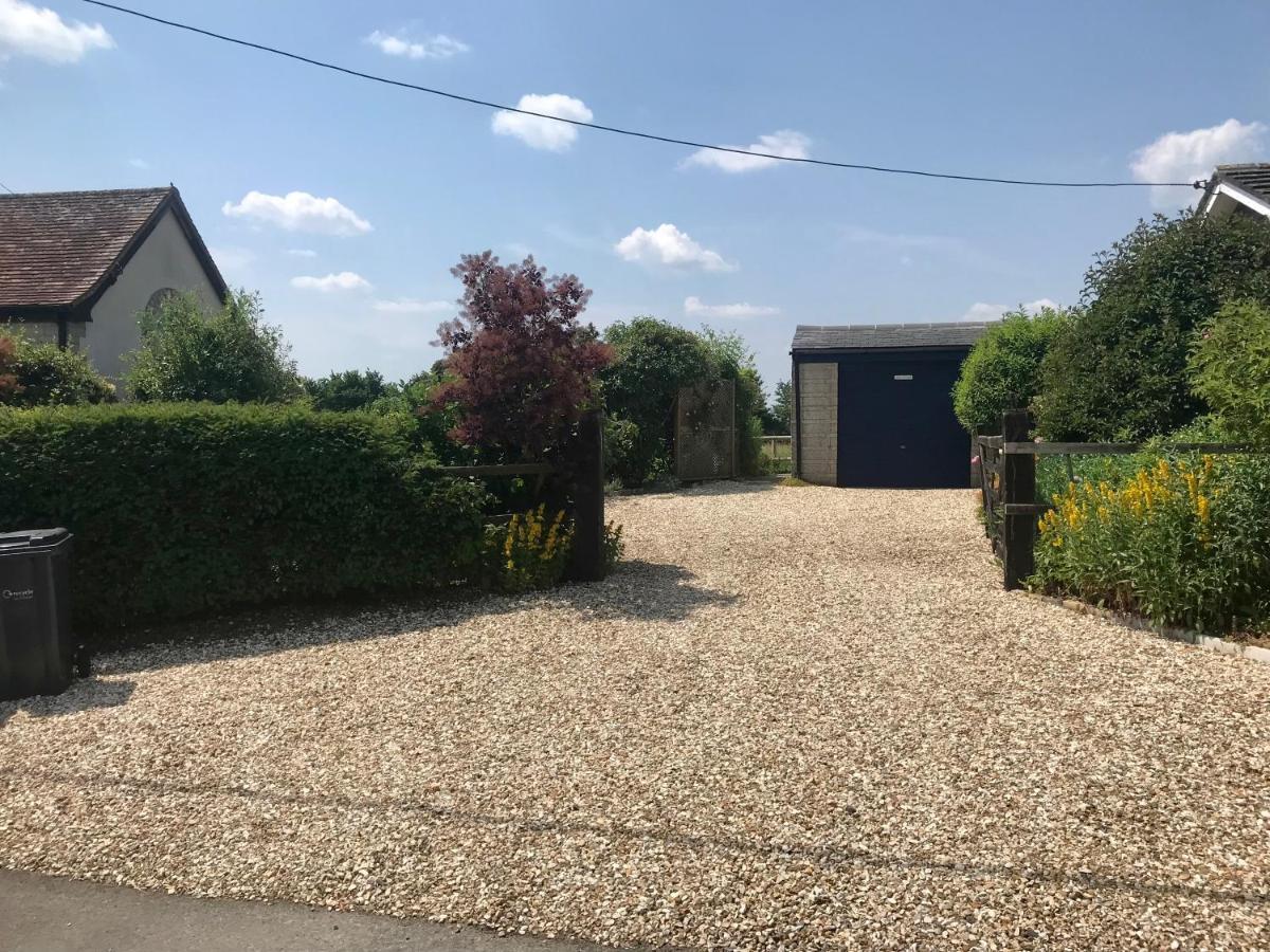 Charming Modernized Country Cottage Near Mere, Wiltshire Mere  Kültér fotó